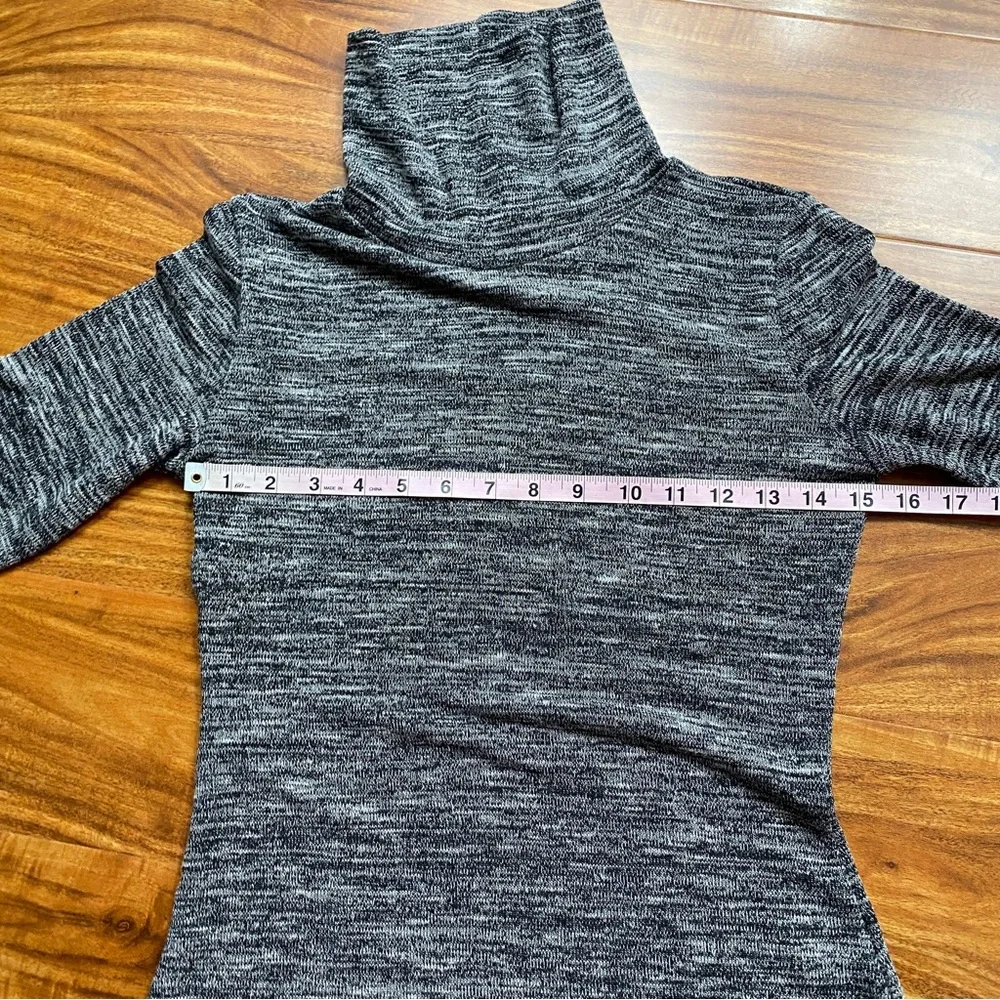 Anthropologie Pure + Good Gray Marbled Turtleneck Soft Stretch Knit Top Size M